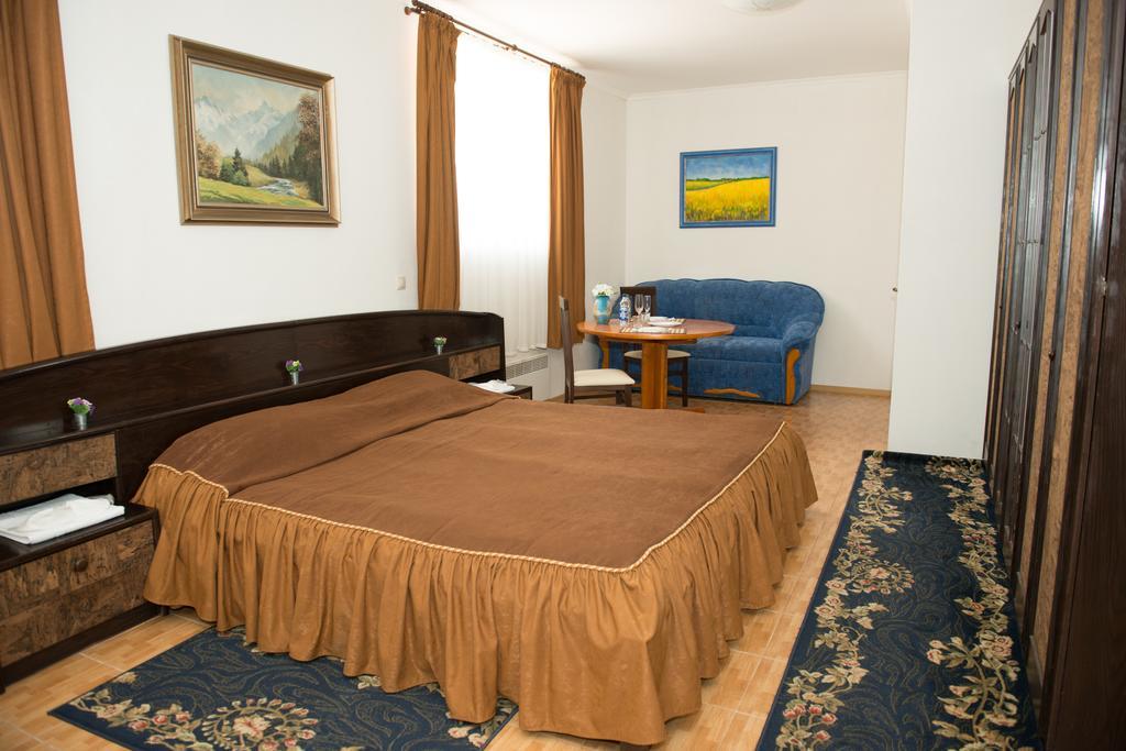Hotel Acorn Ирпень Номер фото